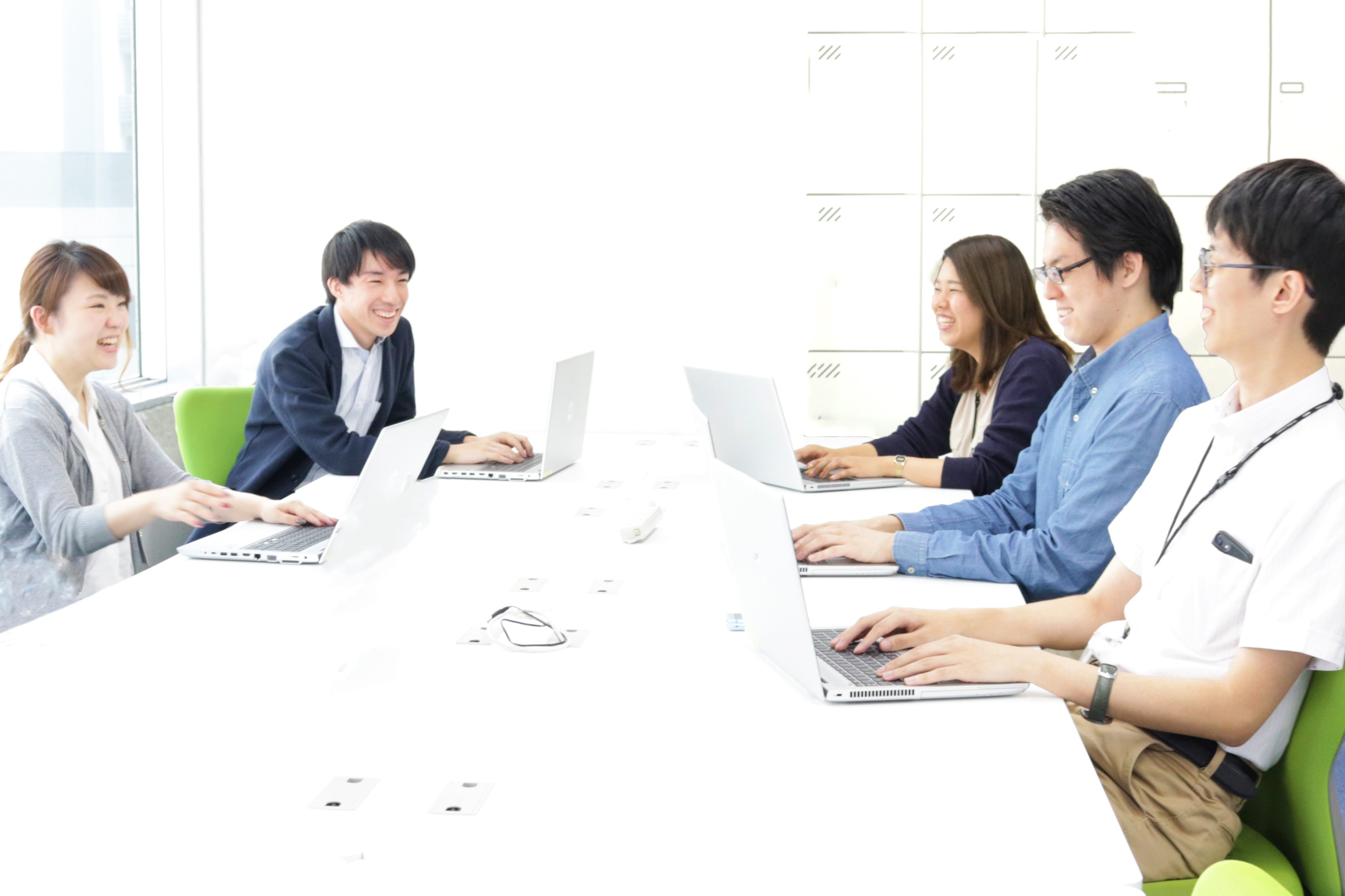 プロフェッショナルとして挑戦し続けるために、スキルアップは社員一丸となって楽しんでいます。