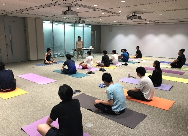 毎年開催される全社イベントの他、社員自ら企画・開催する スポーツイベントや勉強会などを行っています。